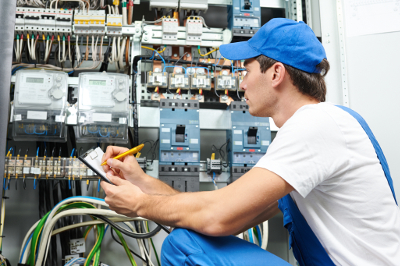 Columbia TN Electrical Contractor - Rains Electric Company - electrician2